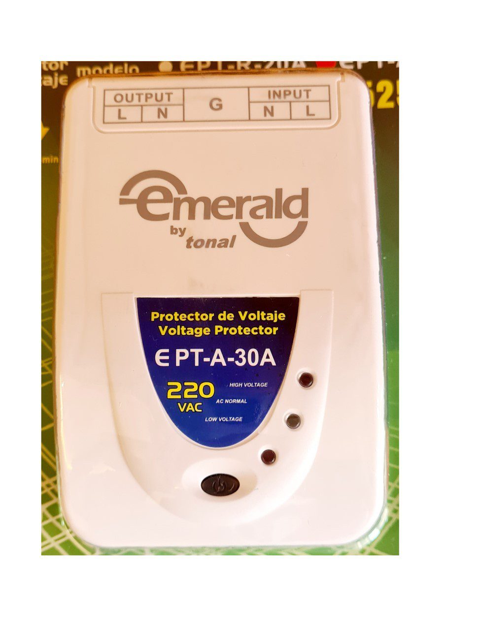 PROTECTOR VOLTAJE AIRE REFRIG 220V 30A EMERALD EPT-R-30A